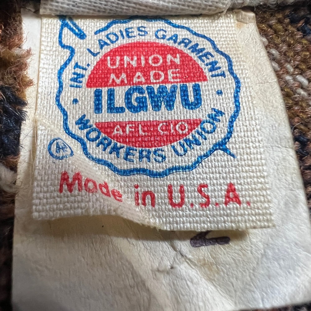Vintage 1970s ILGWU-made Wool A-line Skirt - Size 11-12 - Picture 6 of 7
